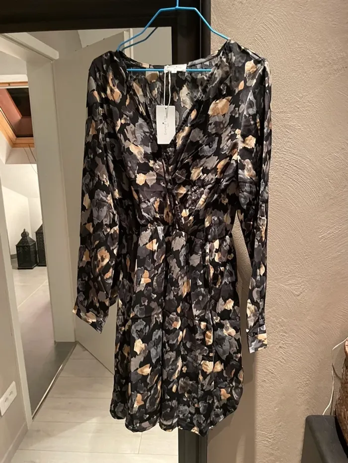 Robe neuve - photo numéro 2