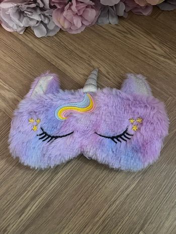 Masque de nuit licorne mauve