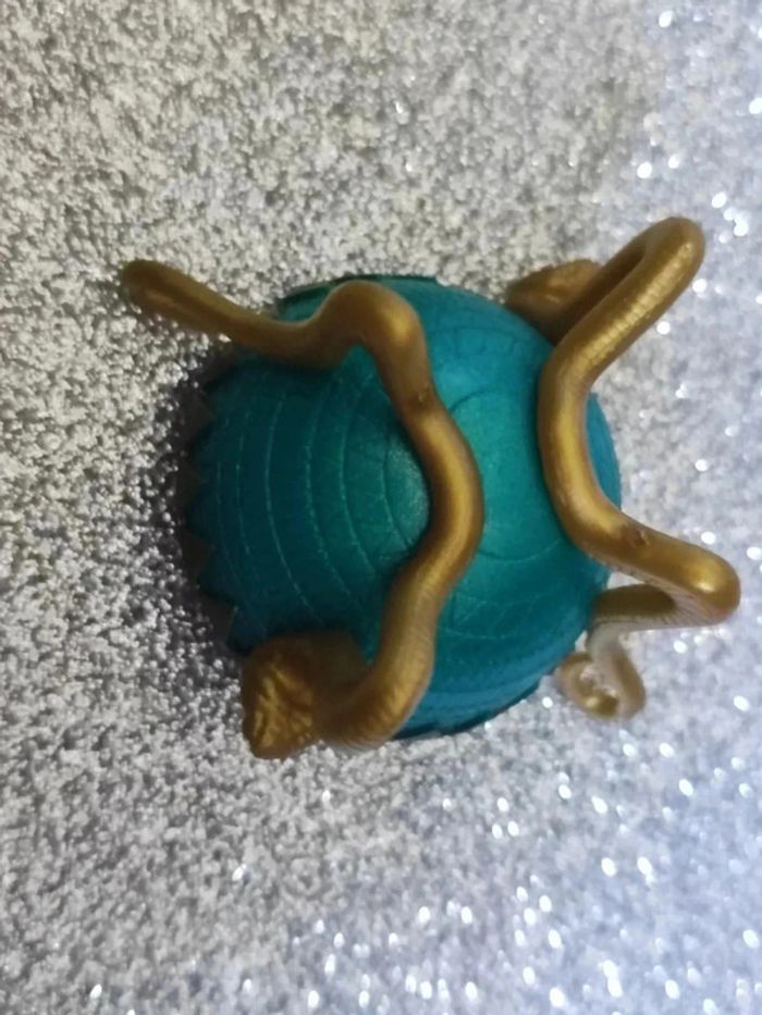 29/ accessoire Monster High chaudron vert/doré/rose - photo numéro 5