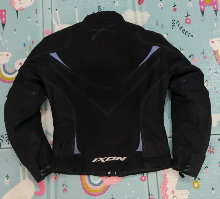Urgent : Blouson Moto femme ixon gothica Taille M - photo numéro 2