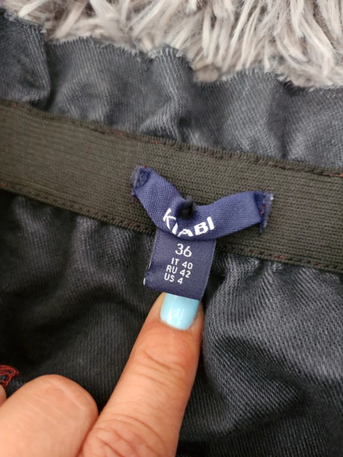 Jupe cuir - photo numéro 2