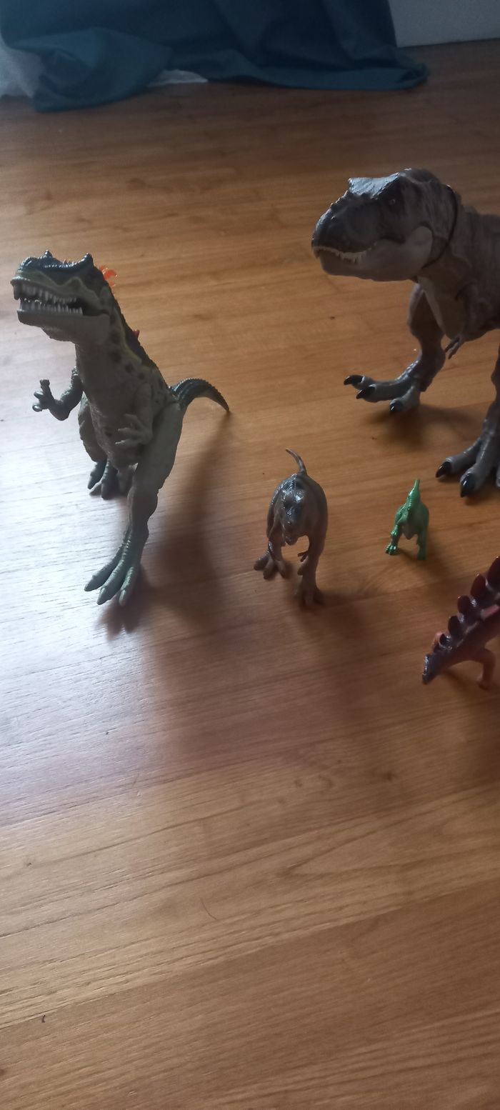 Lot dinosaures - photo numéro 2