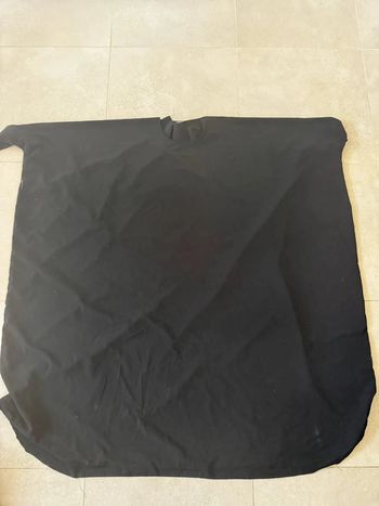 Longue robe noire Fidinn taille unique, très bon état,
