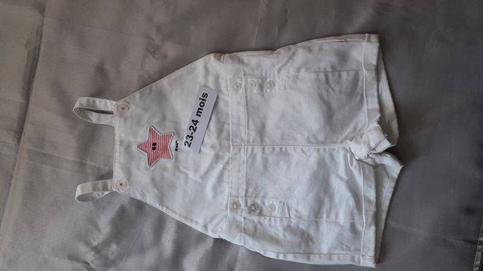 Salopette short blanche 23 mois/86 cm