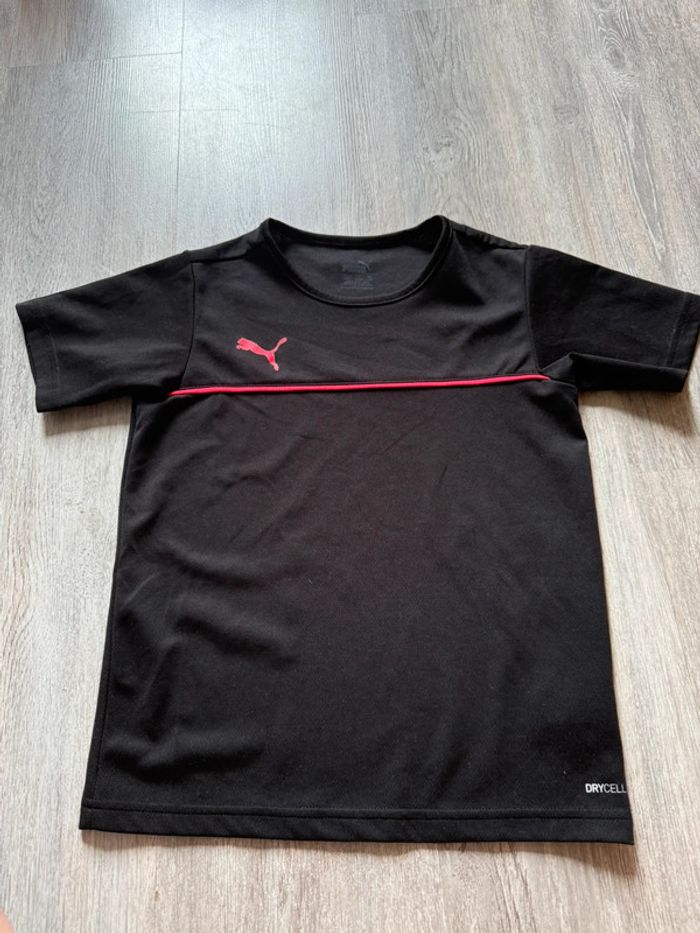 Teeshirt puma taille 9-10 ans 140 cm