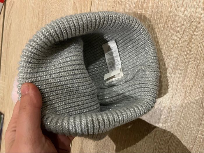 Bonnet avec pompom taille S/M - photo numéro 2