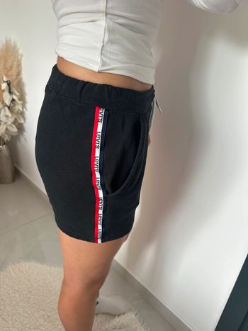 Short Lévis 16 ans