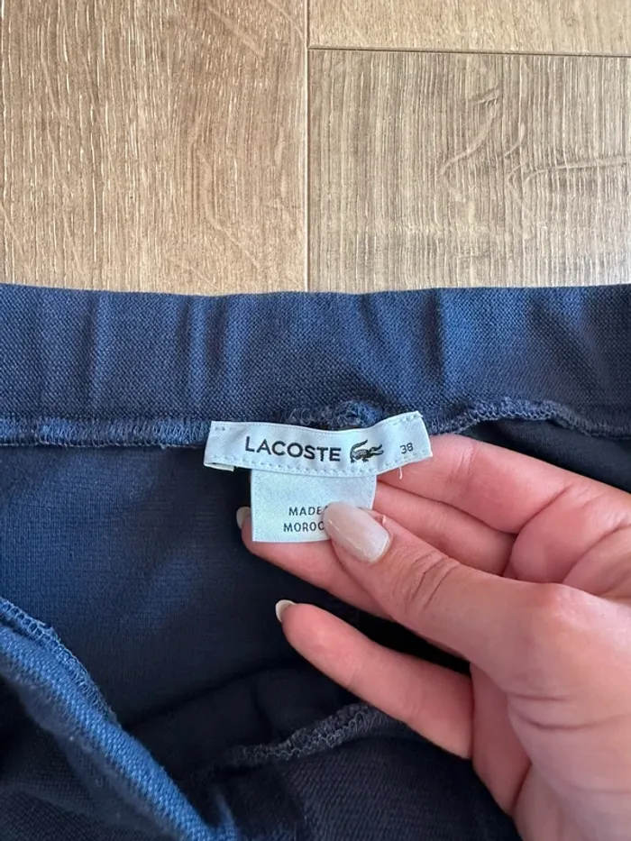 Mini jupe Lacoste bleu marine taille 38 - photo numéro 4