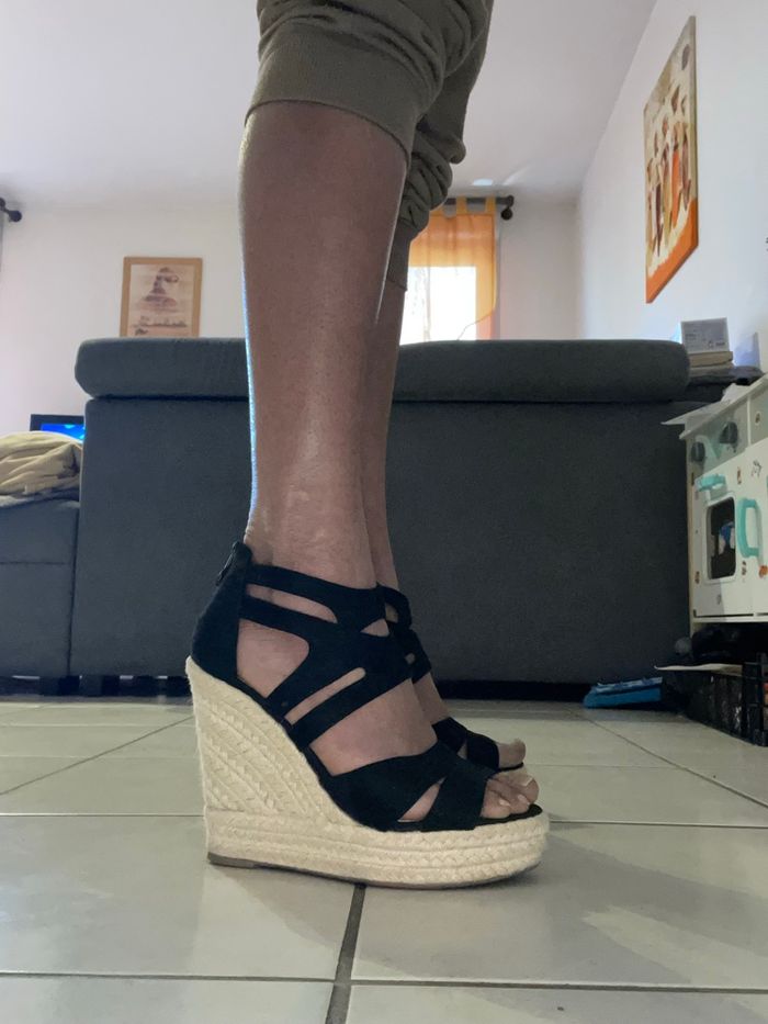 Chaussure compensée femme pointure 38 - photo numéro 3