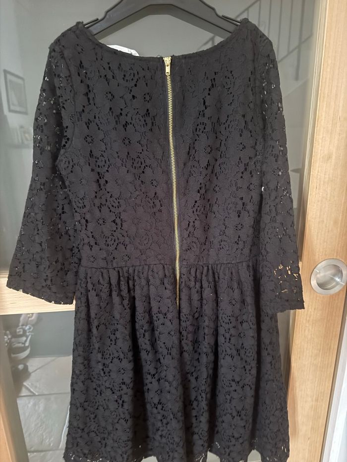 Robe à dentelle