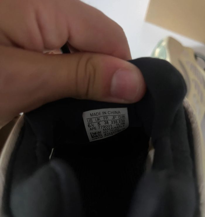 Yeezy 700 V3 No Box 38 - photo numéro 6