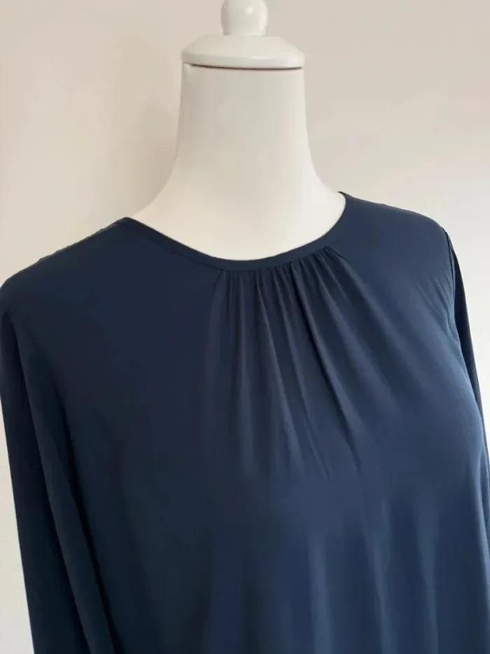 Magnifique blouse Tommy Hilfiger femme très légère marine taille S - photo numéro 4