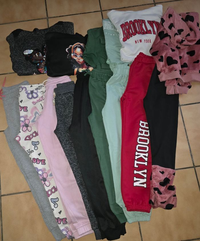 Lots de vêtements filles 10 ans - photo numéro 2