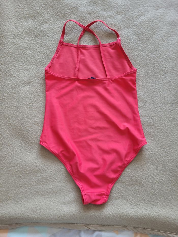 Maillot de bain kiabi 8 ans 131 cm
- photo numéro 2