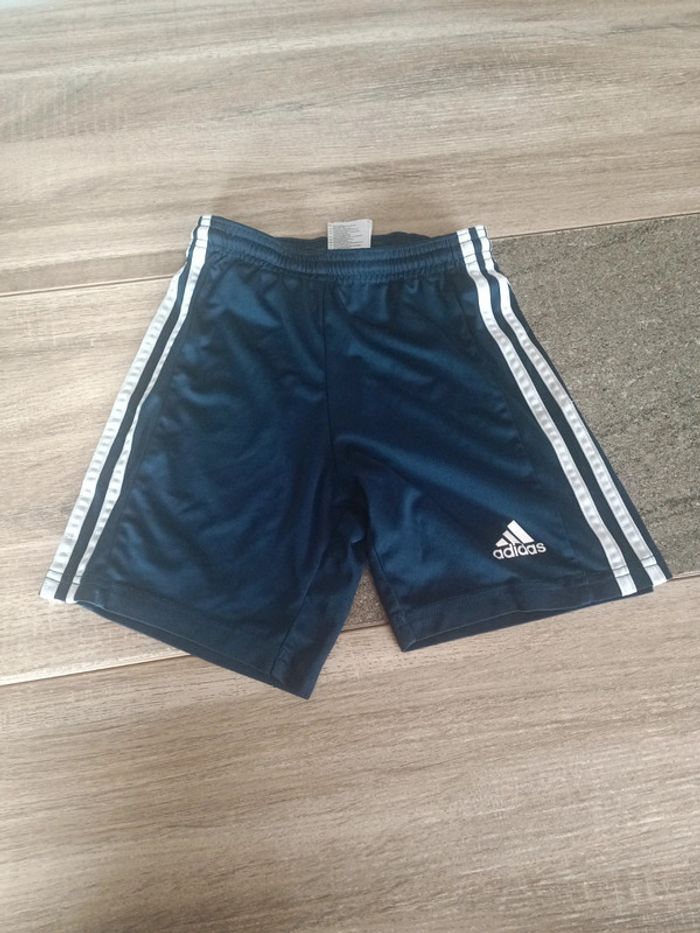 Short adidas