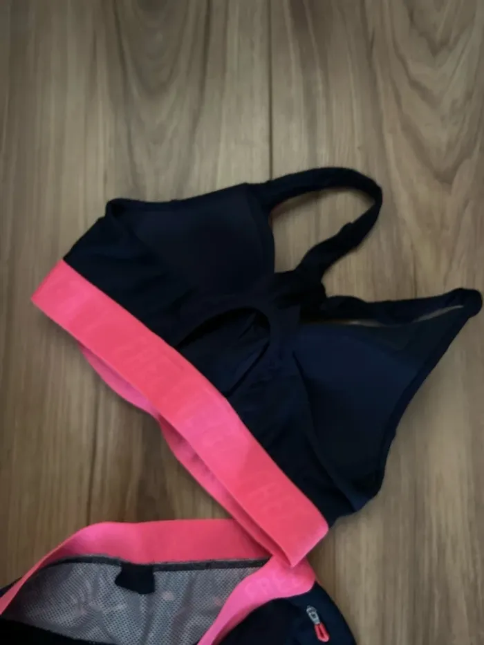 Ensemble sport femme - photo numéro 6