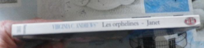 Janet T1 Les Orphelines de Virginia C. Andrews Ed. J'ai Lu - photo numéro 3
