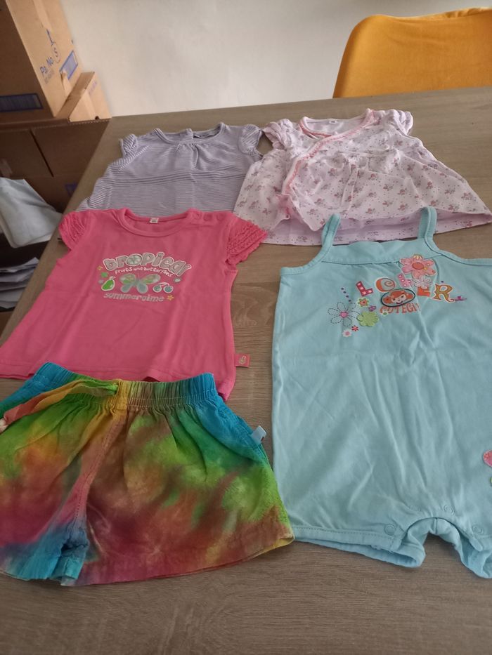 Lot vêtements filles taille 6 mois - photo numéro 6