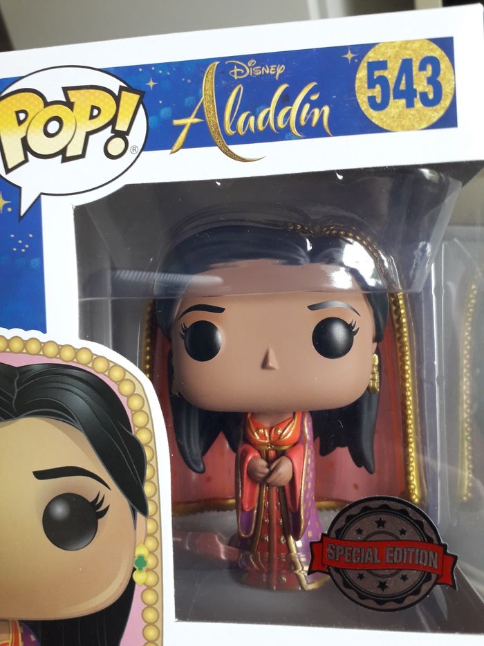 Funko Pop lot de 4 : 3 Princesses Jasmine + 1 Aladdin Disney 477 540 541 543 - photo numéro 7