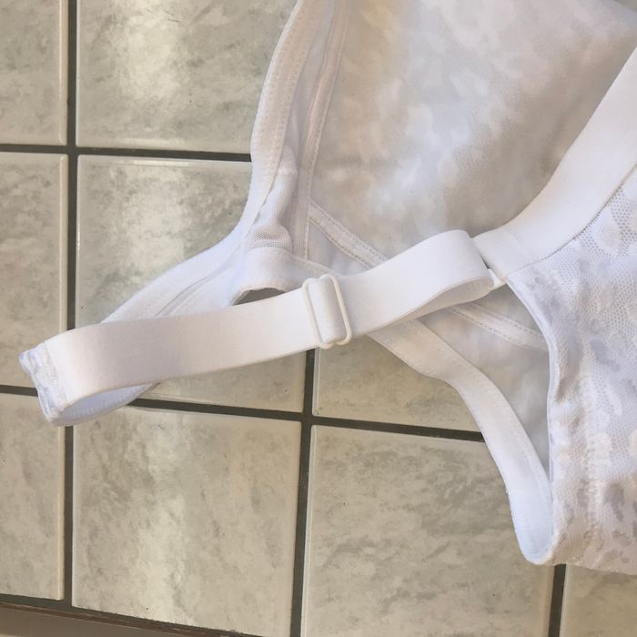 Soutien-gorge blanc 110 H neuf - photo numéro 4