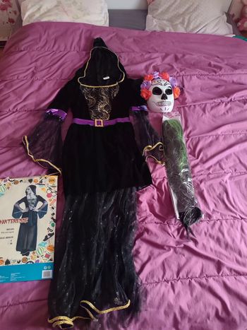 Déguisement taille M+ masque