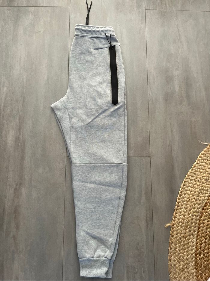 Ensemble de jogging Nike - photo numéro 5