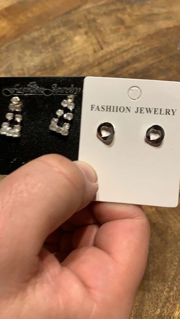 Lot paire de boucles d’oreilles pendentif strass cœur argenté