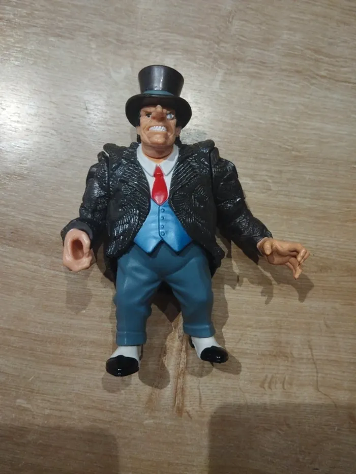 Cobblepot penguin batman 1997 kenner
