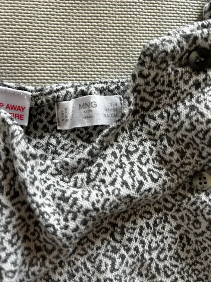 Robe léopard blanc et gris foncé - photo numéro 2