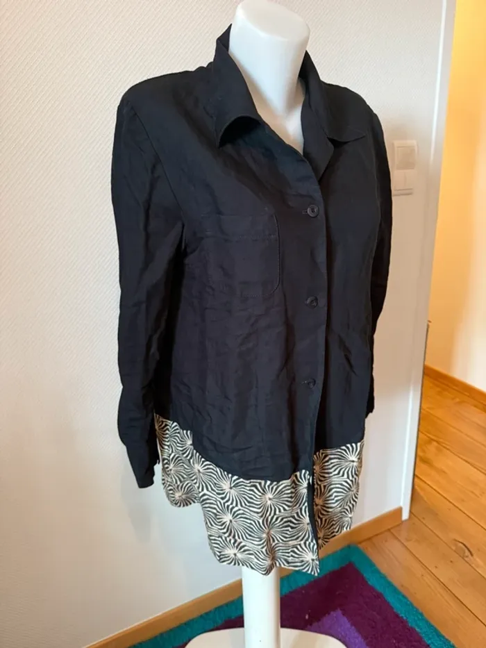 Blouse vintage en lin noir en très bon état taille 40 infinitif - photo numéro 2