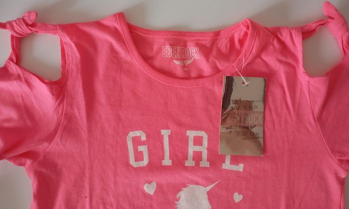 Tee-shirt manches courtes. 14 ans . Rose vif fluo. Motif licorne . Neuf - photo numéro 4