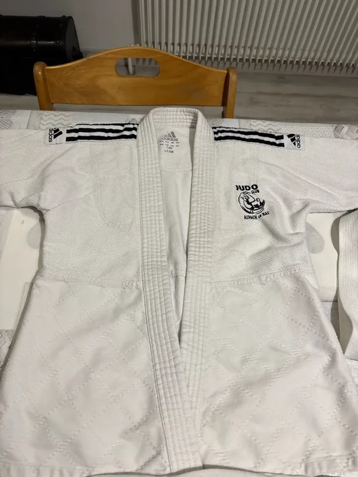 Kimono 10 ans judo adidas - photo numéro 2