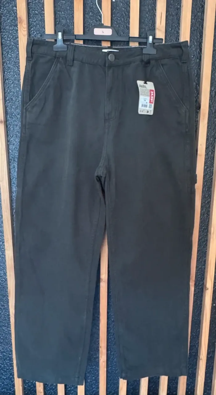 Jean Cargo BZB - Coupe Droite - Vert Kaki Foncé limite noir - Taille 44 - Neuf - Valeur 25€ - photo numéro 3