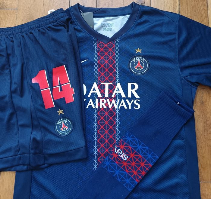 Maillot PSG 2026 taille 12 Désiré Doué bleu domicile - photo numéro 3