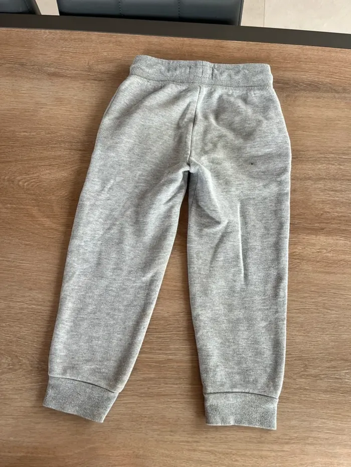 Pantalon jogging 3/4 ans Primark - photo numéro 2
