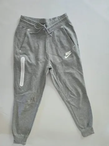 Jogging nike gris