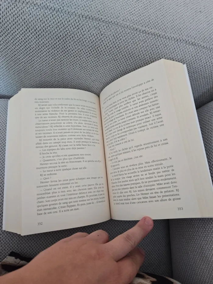 Le tueur intime livre - photo numéro 3
