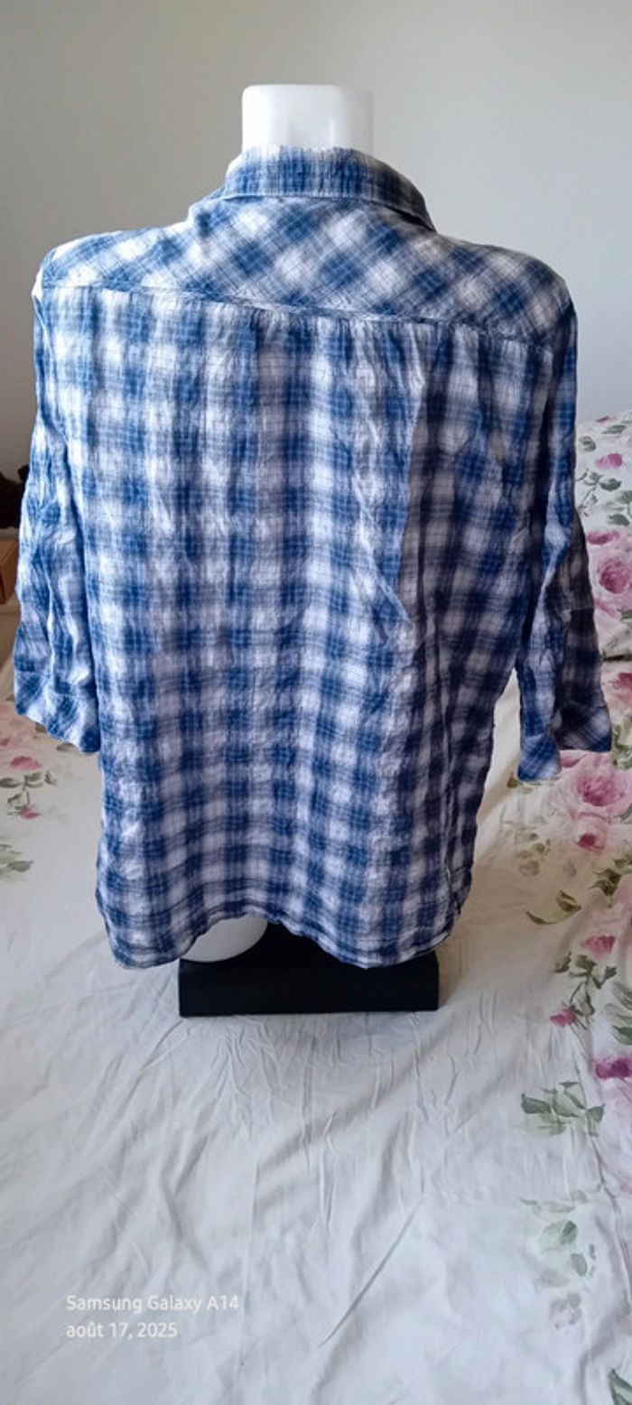 Chemise manches 3/4 ajustables à carreaux col V et boutons bleu femme 48/50 m&s mode - photo numéro 7