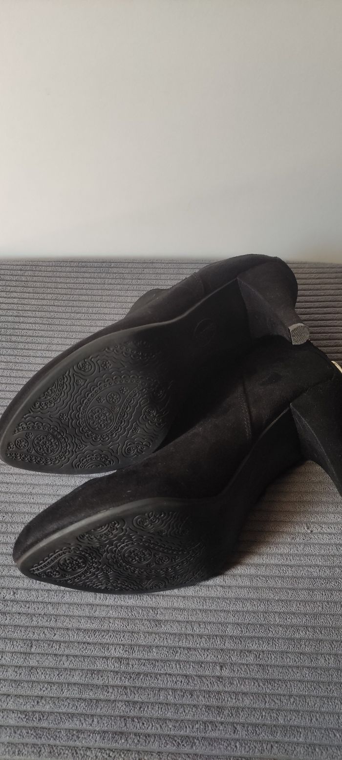 Chaussure à talon aiguille - photo numéro 4