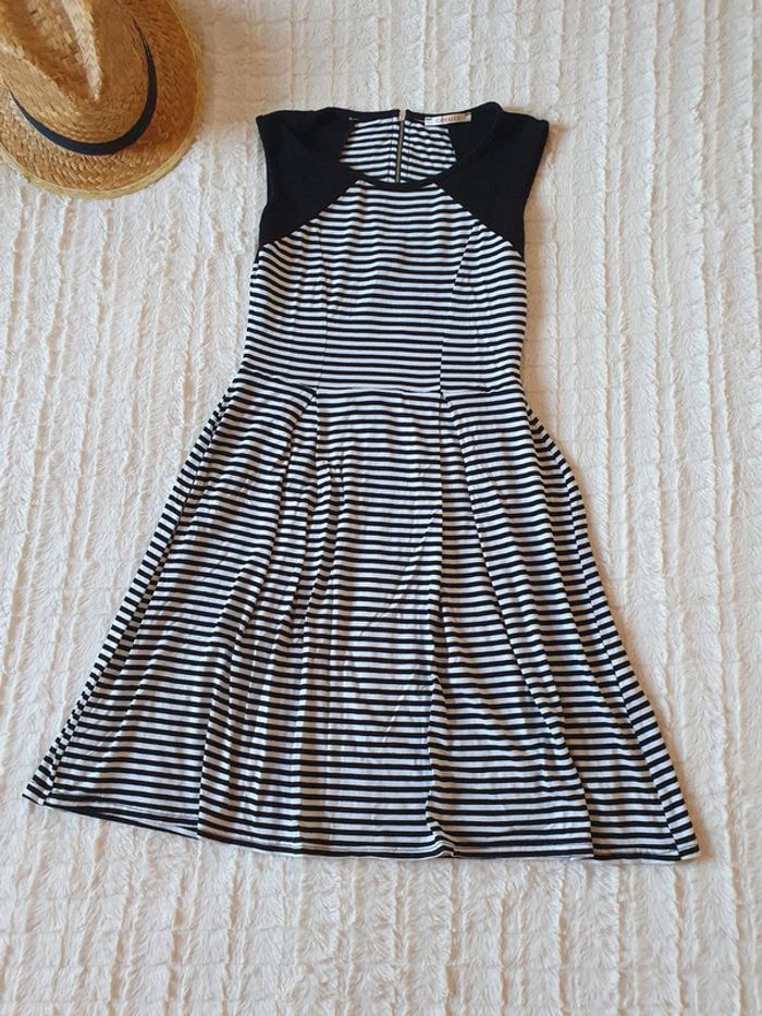 Robe marinière taille 36 Camaieu - photo numéro 8