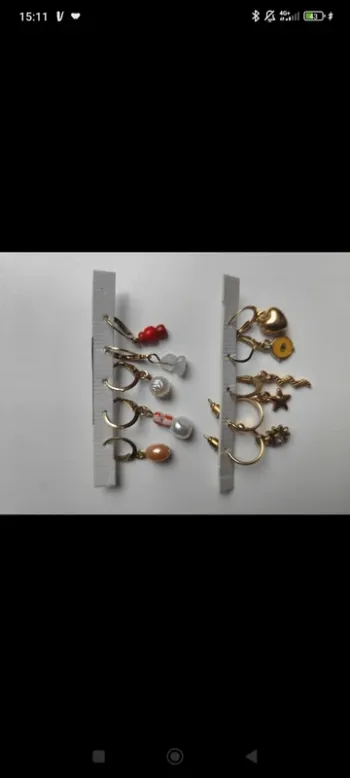 Lot de 10  Mini Créoles à Breloques - Blanche, Rouge, Corail, Jaune, Doré