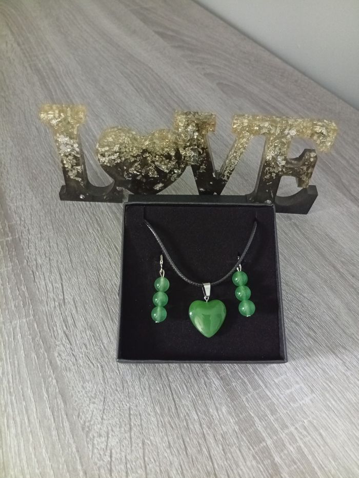 Joli ensemble collier boucles d'oreilles en pierre naturelle Aventurine verte foncé