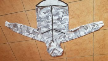 Veste polaire à capuche garçon 7-8 ans gris et blanc