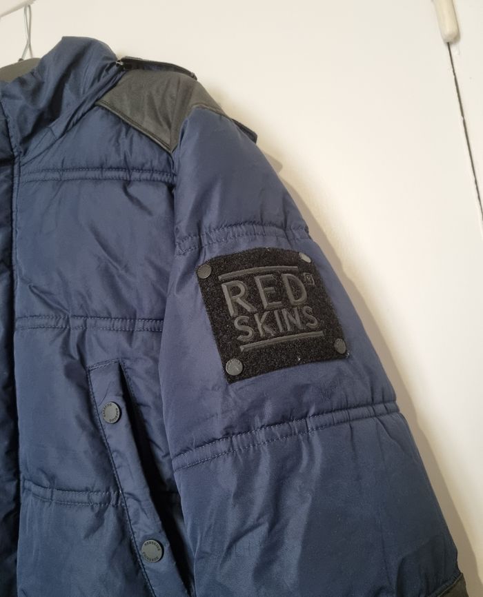 doudoune / parka bleu marine avec capuche fourrure redskins taille 42 - photo numéro 2