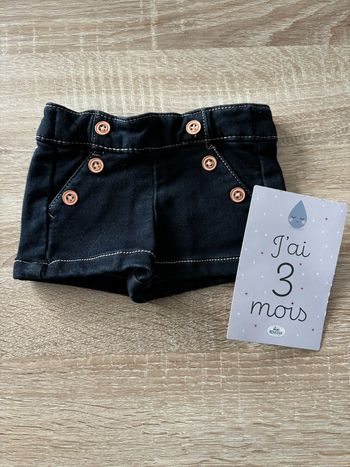 Short en jean Tape A l’Oeil t.3m