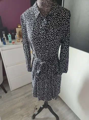 Robe Chemise de chez Goa en 36/38 Taille 1