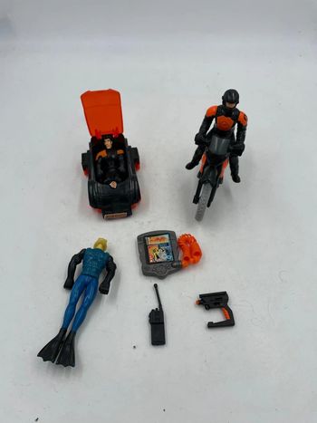 Lot de 3 figurines + 2 véhicules et accessoires Action Man Hasbro