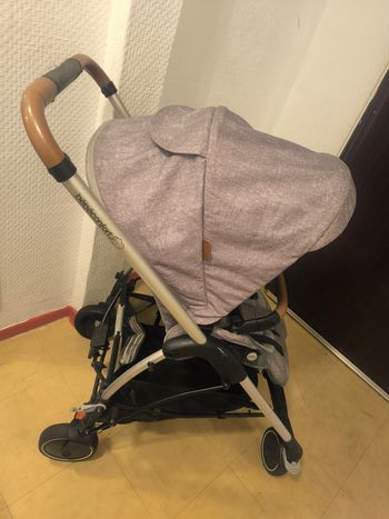 Lot poussette Bébé confort +siège auto adapté 
