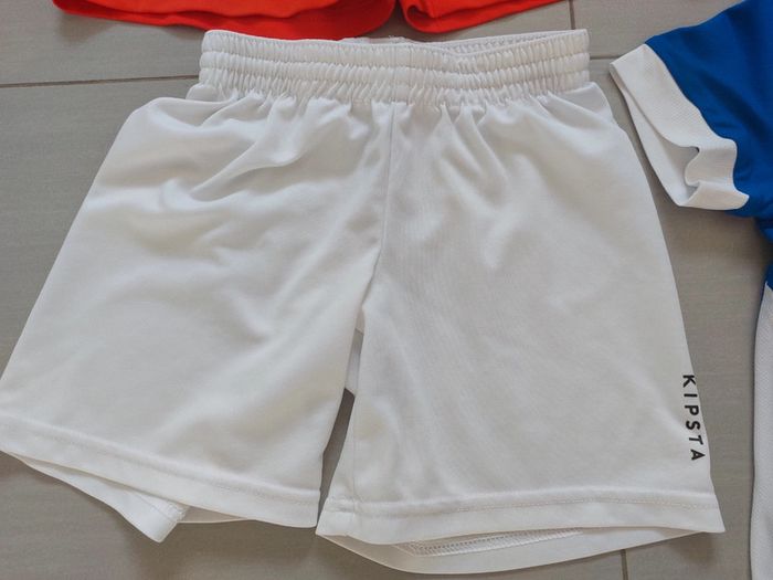 Lot 2 shorts+2 tee-shirts sport Kipsta - photo numéro 5