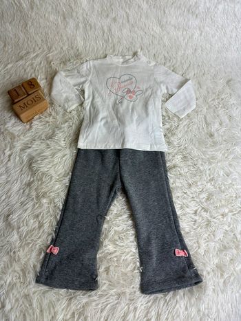 Ensemble pantalon et t-shirt manches longues taille 18 mois